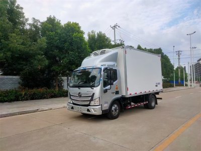 福田歐馬可S1，4米2冷藏車